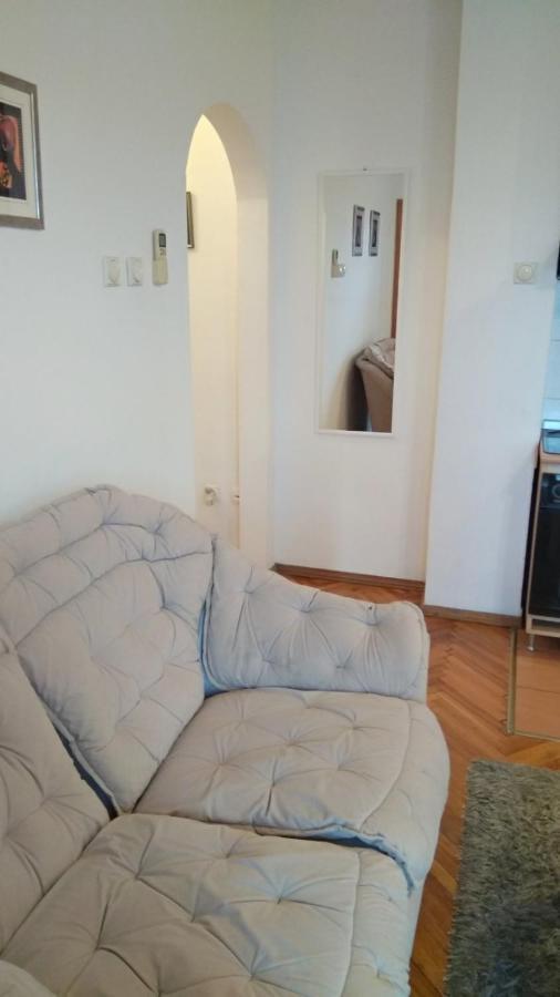 Jovana'S Apartment Novi Sad Ngoại thất bức ảnh
